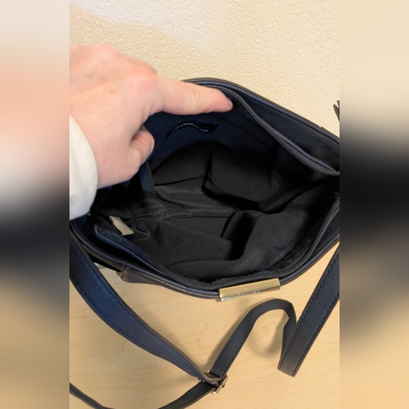 Liz Claiborne Navy Blue Women's Bag - Picture 7 of 10